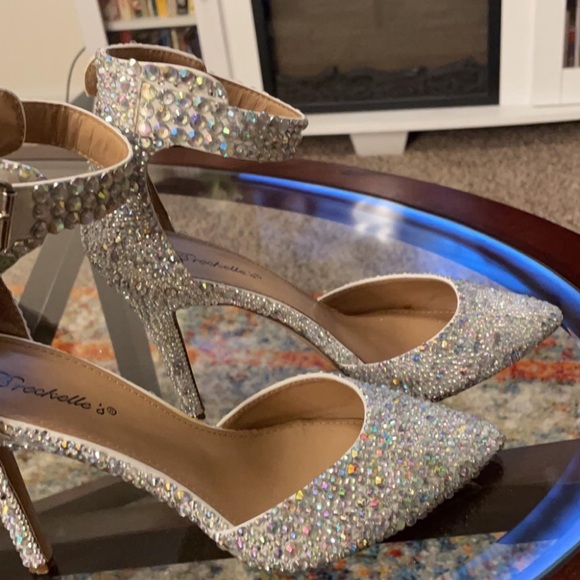 Strassed heels - Picture 4 of 4